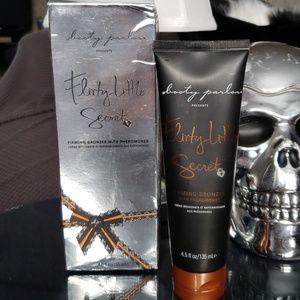Booty Parlor pheromone firming bronzer